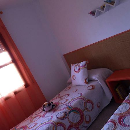 Bonito Y Acogedor Apartamento Con Fibra سالو المظهر الخارجي الصورة