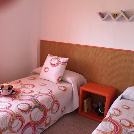 Bonito Y Acogedor Apartamento Con Fibra سالو المظهر الخارجي الصورة