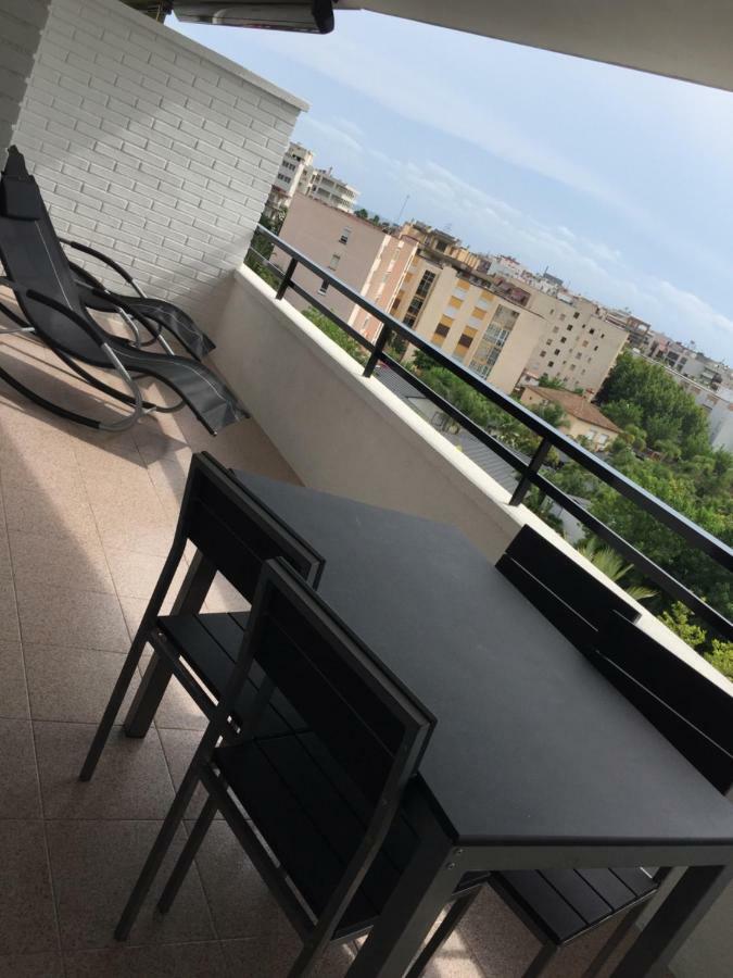 Bonito Y Acogedor Apartamento Con Fibra سالو المظهر الخارجي الصورة