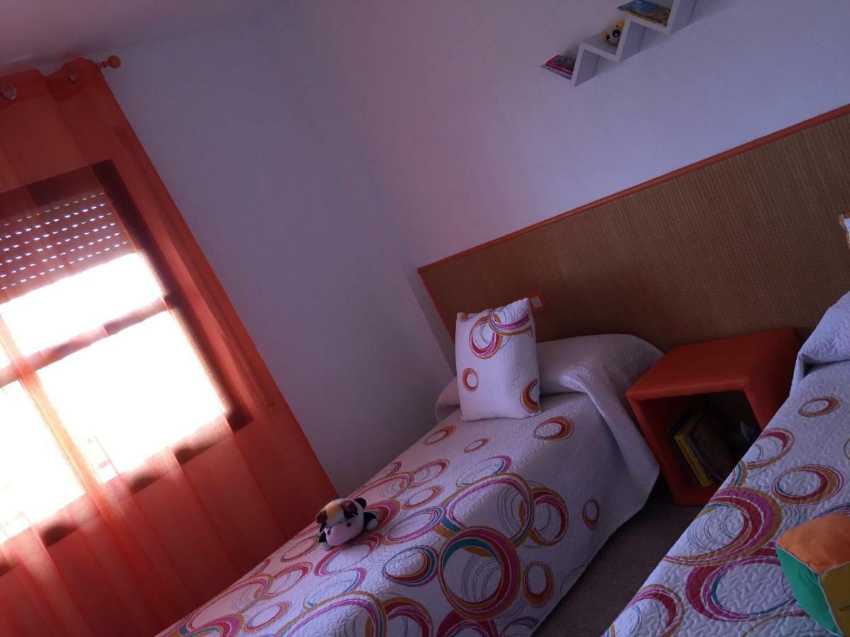 Bonito Y Acogedor Apartamento Con Fibra سالو المظهر الخارجي الصورة