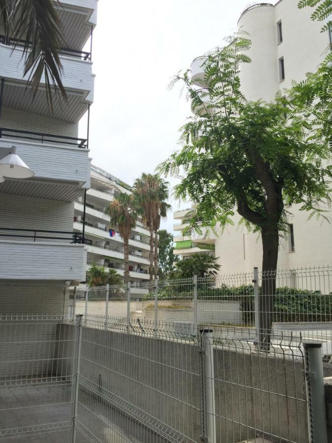 Bonito Y Acogedor Apartamento Con Fibra سالو المظهر الخارجي الصورة
